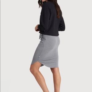 Kit and Ace brush up skirt, never worn.